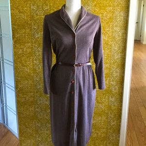 Vintage 1960’s sweater dress in puce w/belt!
